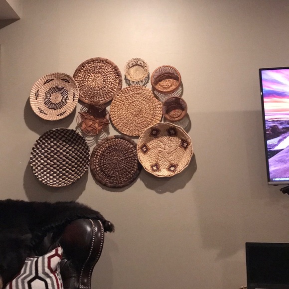 Large wicker basket wall